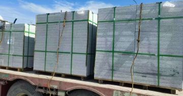 青岛 芝麻白花岗岩地铺石装车日常