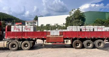 青岛 芝麻灰花岗岩地铺石出货日常