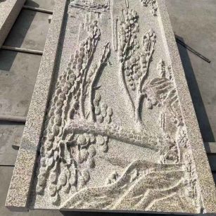 青岛 黄金麻雕刻板浮雕迎客松