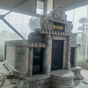 青岛 芝麻白墓碑效果展示图