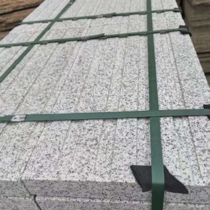 青岛 白麻花岗岩直行盲道石，盲条，地铺石