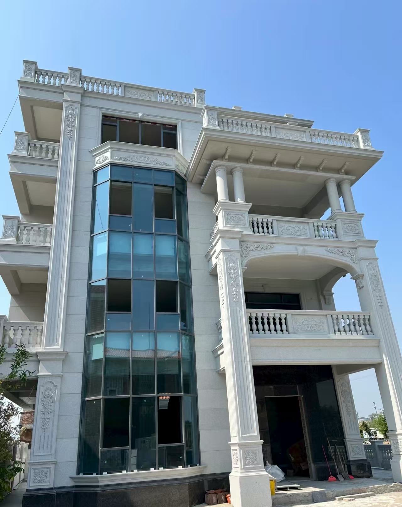 青岛 白麻花岗岩别墅外墙干挂效果展示