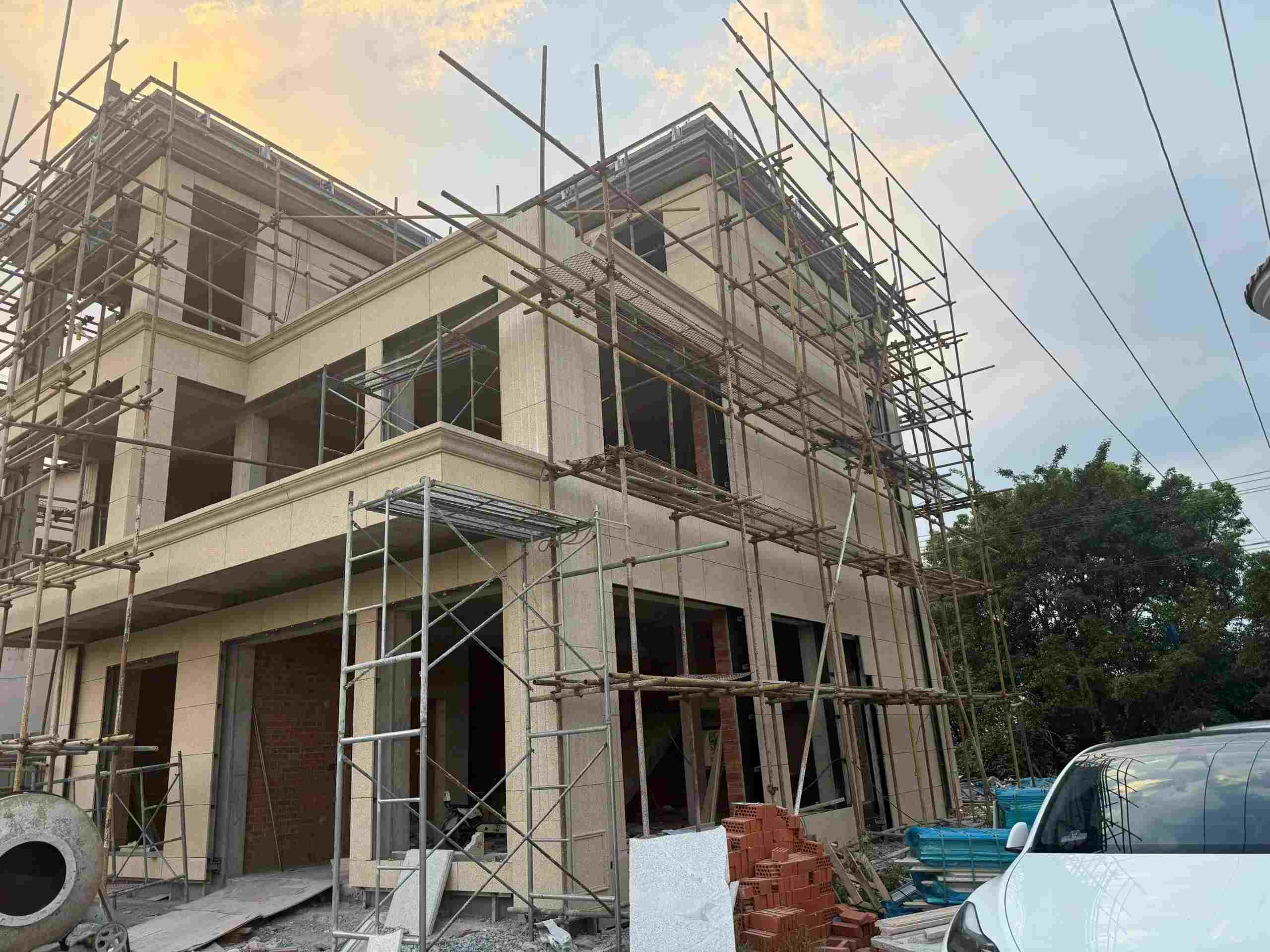 青岛 黄金麻荔枝面花岗岩外墙干挂