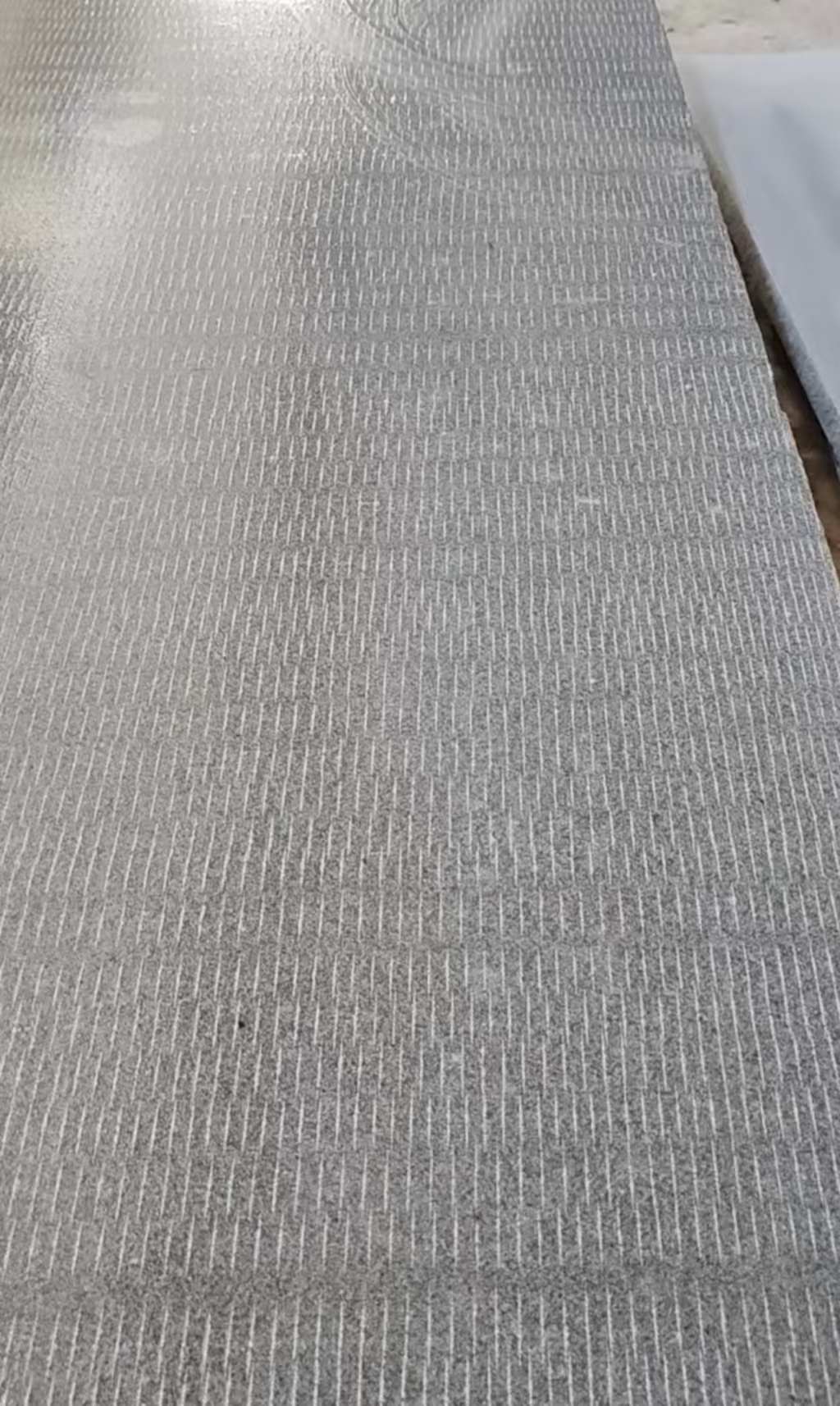 青岛 芝麻灰花岗岩斧剁面，刀斩面