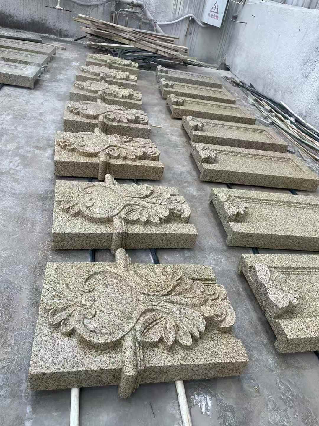 青岛 黄金麻花岗岩别墅外墙雕刻板