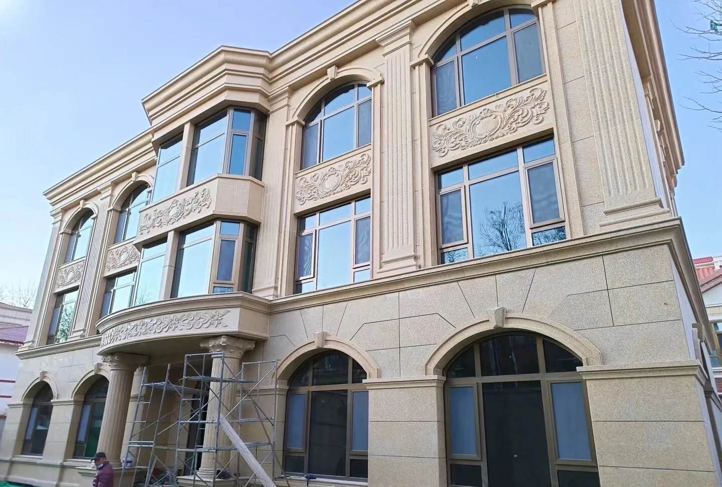 青岛 黄金麻花岗岩别墅外墙干挂