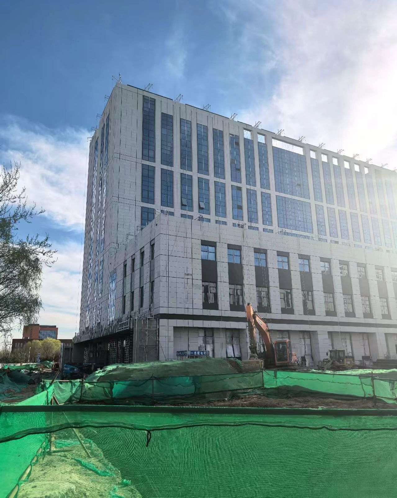 青岛 白麻花岗岩石材外墙干挂