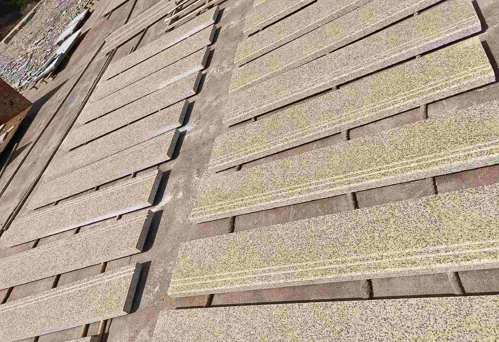 青岛 黄金麻花岗岩光面楼梯踏步