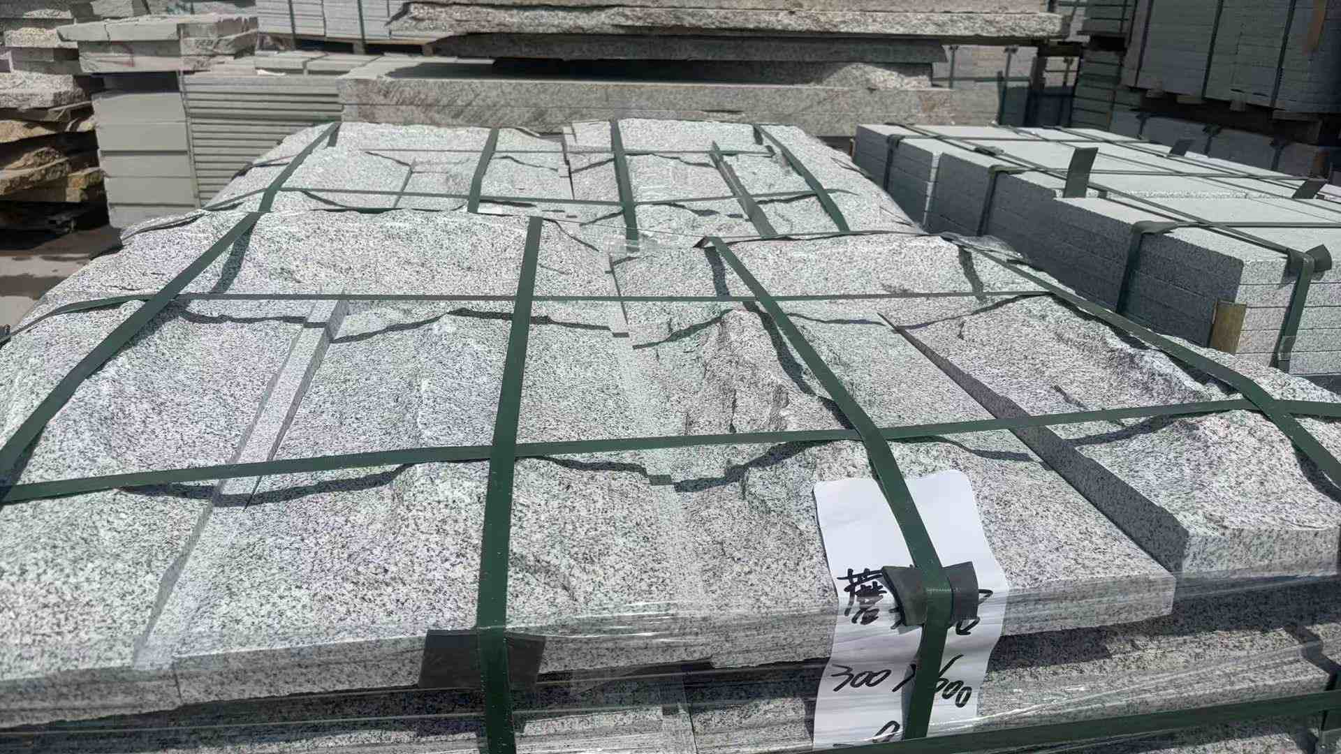 青岛 芝麻白蘑菇石成品