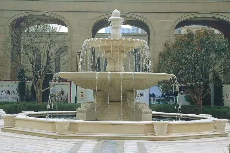 青岛 黄金麻花岗岩异型加工——户外庭院石雕流水喷泉